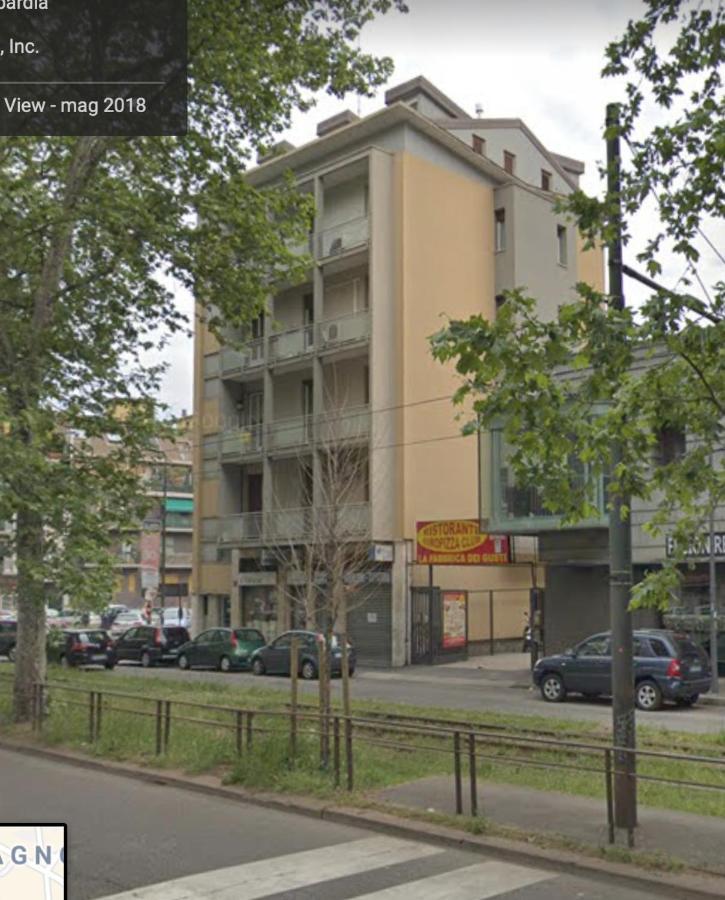 Dimora Certosa - Milano Apartment ภายนอก รูปภาพ